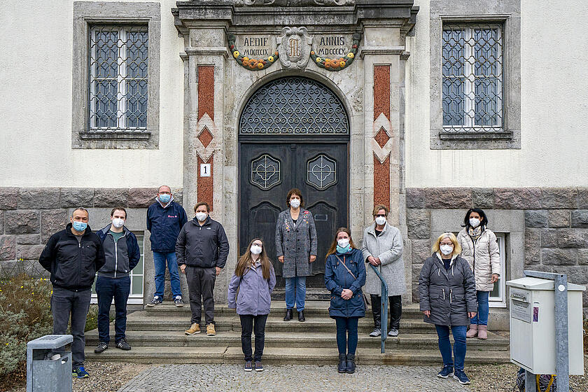 Die pflegewohnen.lives Regionalverbandes Schleswig-Holstein Süd/Ost sorgen für einen reibungslosen Ablauf der beiden Impflinien.