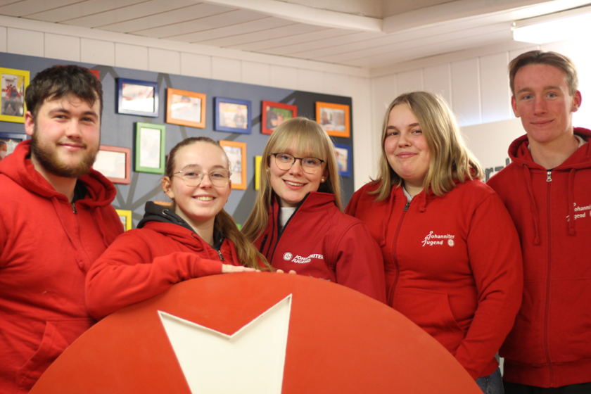 Marlon Blocher (weiteres Mitglied), Femke Oltmanns (Ortsjugendleitung), Aileen Rottluff (Ortsjugendleitung), Mirja Janßen (stellvertretende Ortsjugendleitung) und Fynn Schmidt (weiteres Mitglied).