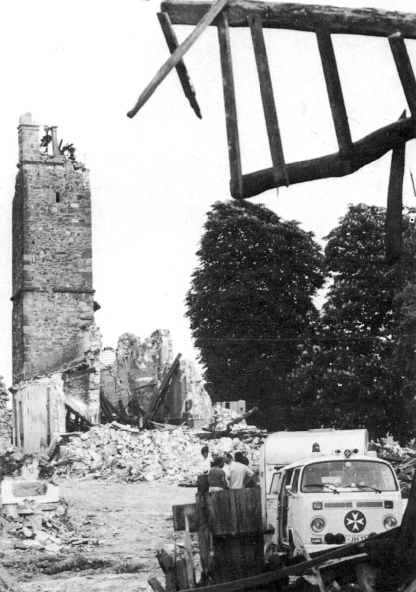 Einsatz bei einem Erdbeben im Jahr 1974.
