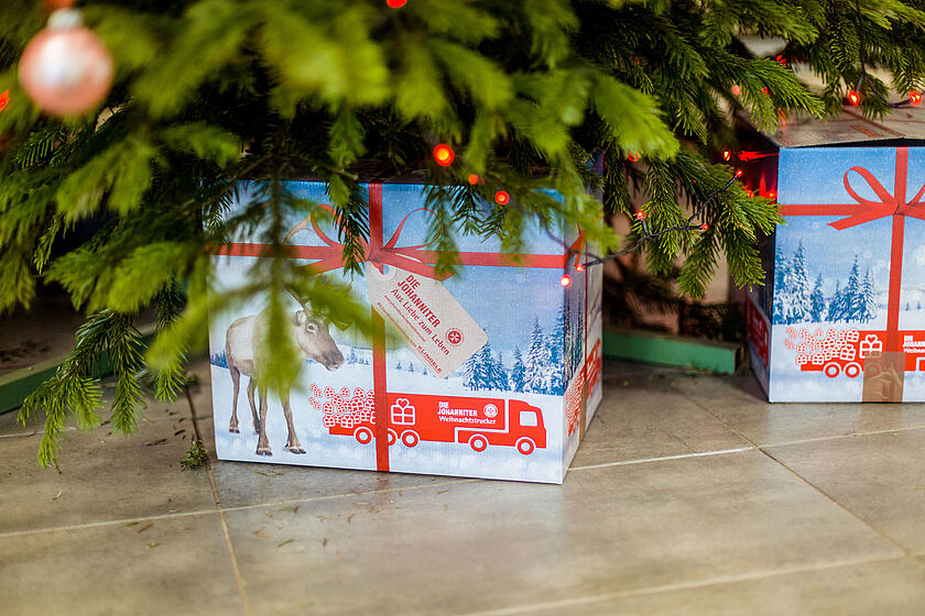 Päckchen für den Johanniter-Weihnachtstrucker 2020 können in diesem Jahr auch virtuell gepackt werden.