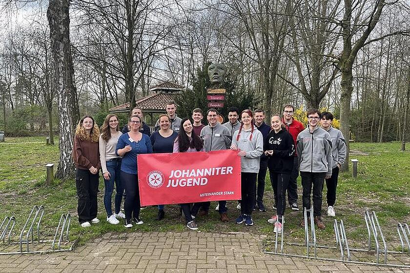 Die Teilnehmenden des Jugendgruppenleiter*innen-Kurs am Alfsee.