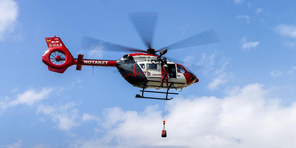 Windenübung mit der H 145 D3 am Flugplatz Reichelsheim.